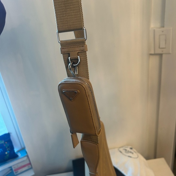 Prada triangle bag - Picture 5 of 11